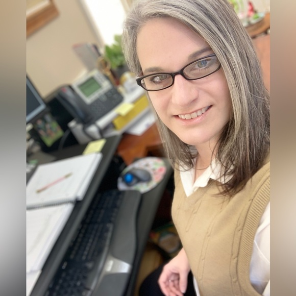 Meet your Posher, Kimberly - Picture 15 of 15